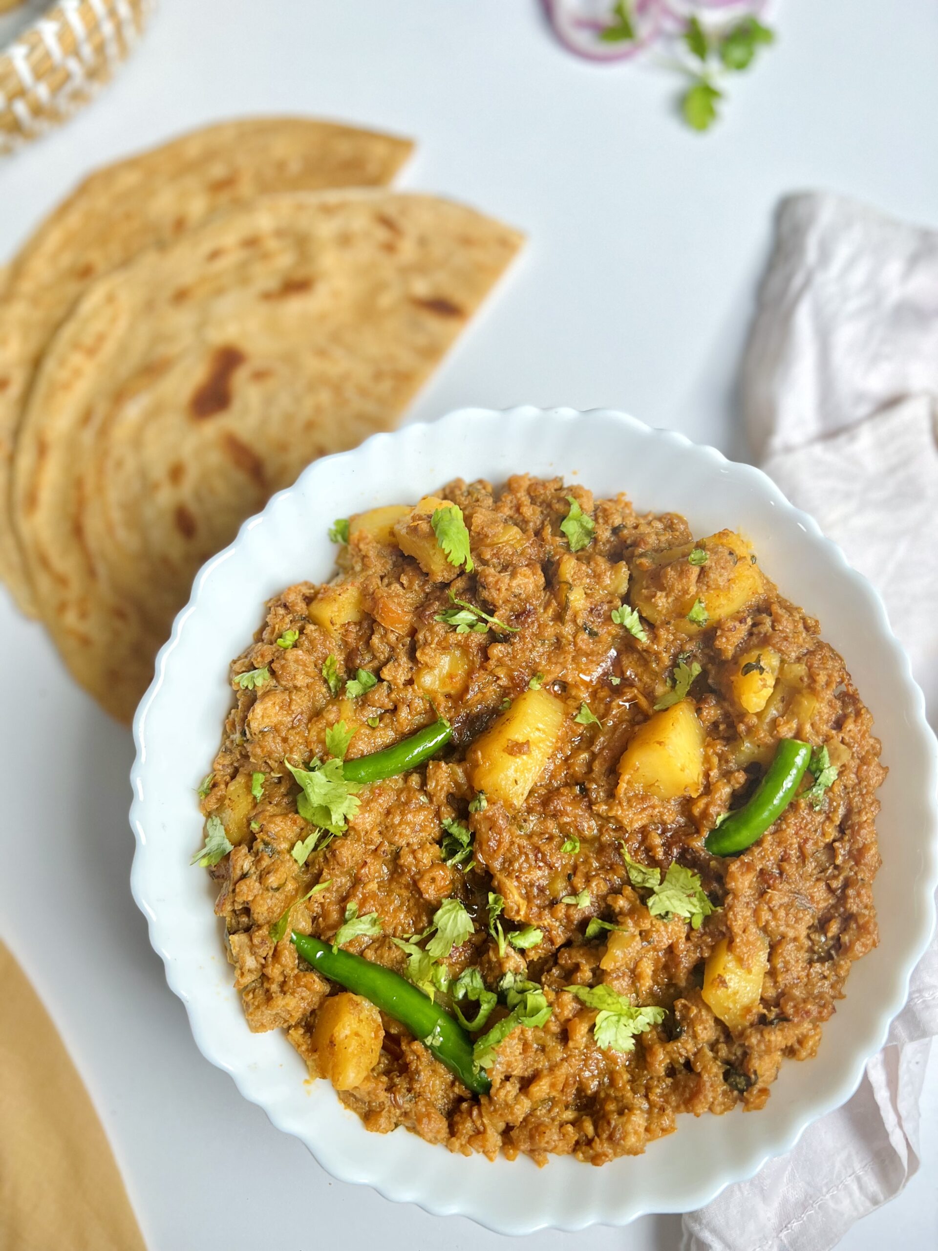 Quick Aloo Qeema