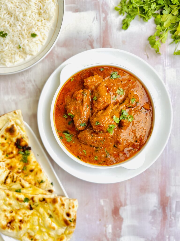 Red Chicken Curry with Butter Naan